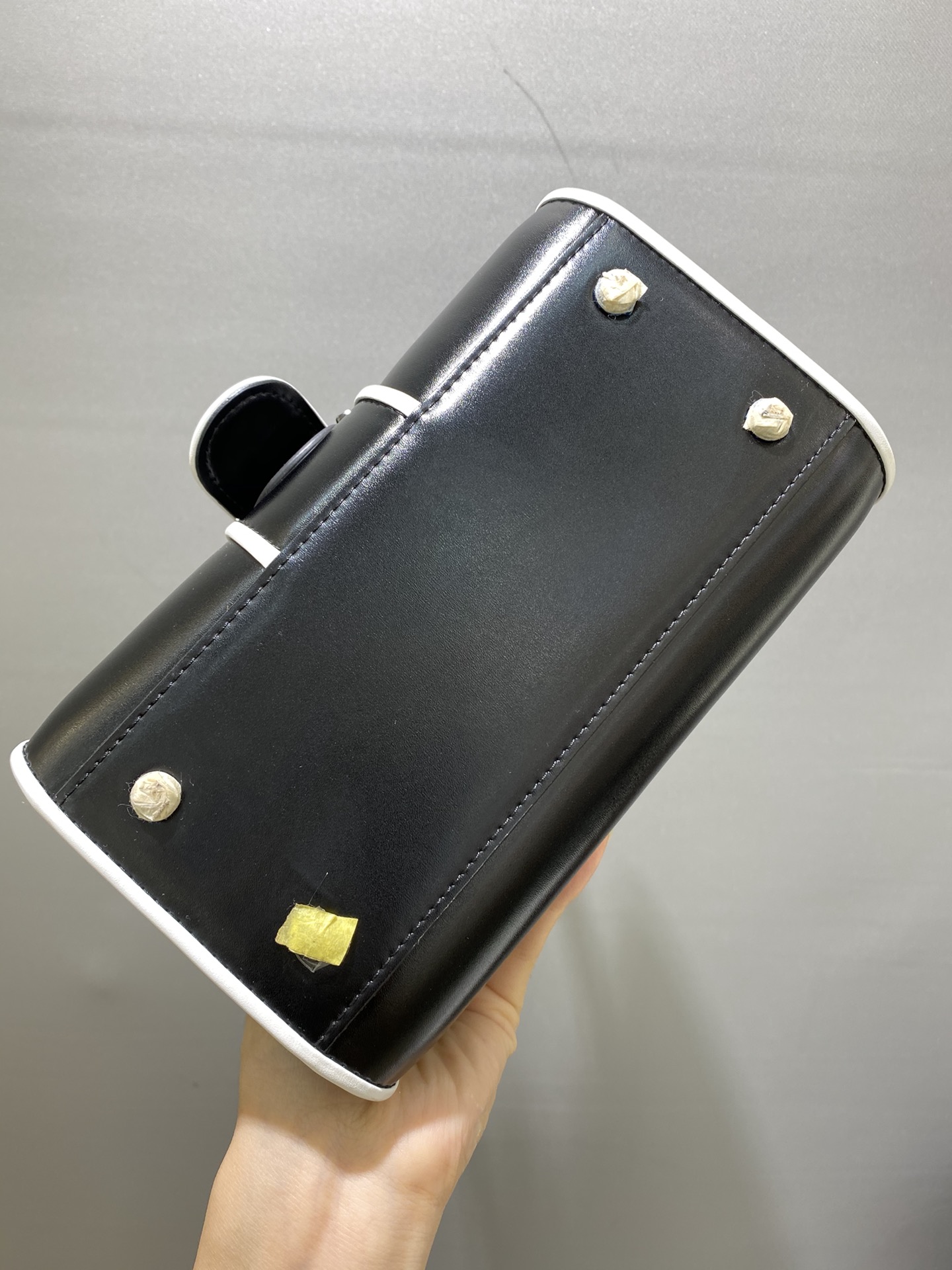 델보 브리앙 복스 토트백 미니